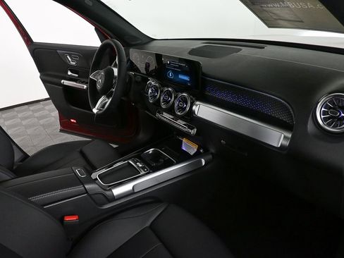 New 2026 Mercedes-Benz GLB 250 image 21