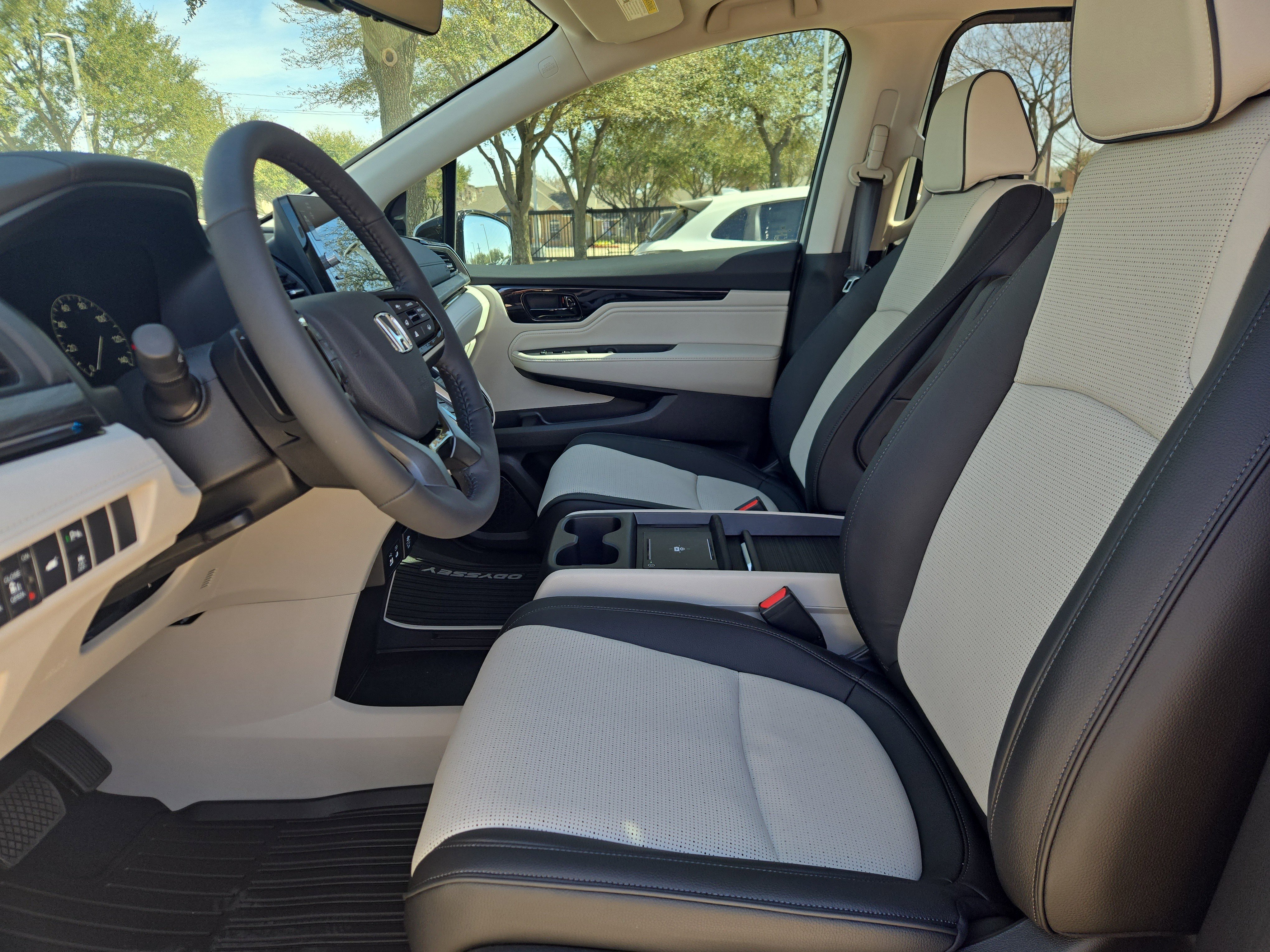 New 2027 Honda Odyssey Elite image 15