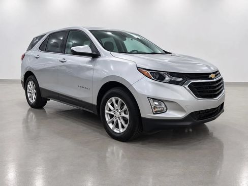 Used 2021 Chevrolet Equinox LT FWD image 3