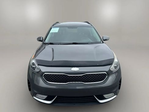 Used 2017 Kia Niro EX FWD image 3