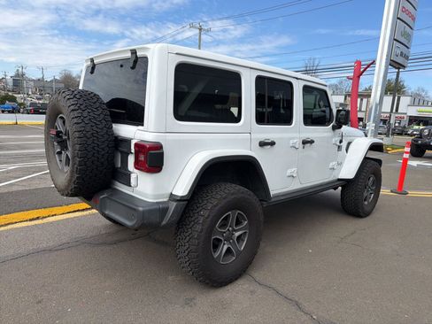 Used 2019 Jeep Wrangler Unlimited Sport S image 3