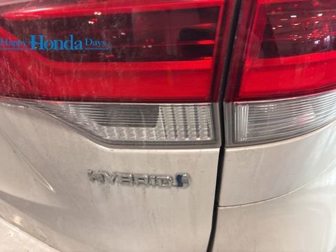 Used 2017 Toyota Highlander Limited Platinum image 15