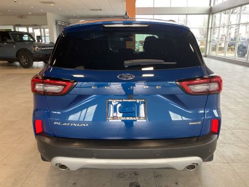 Used 2023 Ford Escape Platinum w/ Premium Technology Package image 6