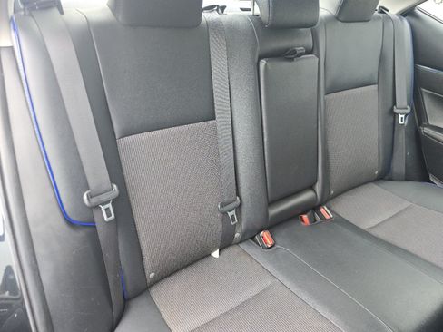 Used 2017 Toyota Corolla SE w/ Carpet Mat Package (TMS) FWD image 18