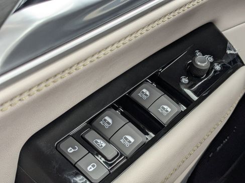 New 2026 Jeep Grand Wagoneer Limited image 23