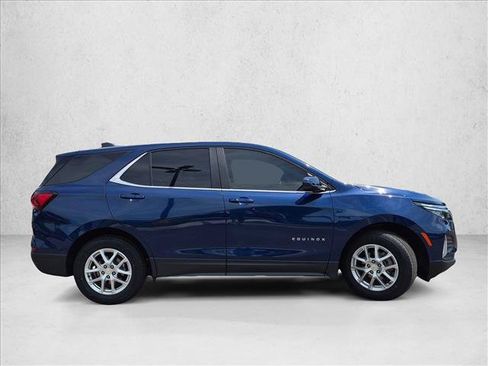 Used 2022 Chevrolet Equinox LT FWD image 4