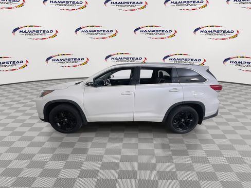 Used 2019 Toyota Highlander Limited AWD/4WD image 5