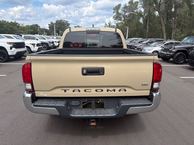 Used 2019 Toyota Tacoma SR5 RWD image 9