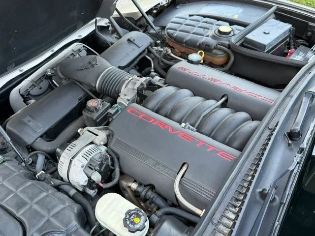 Used 2002 Chevrolet Corvette Convertible w/ Preferred Equipment Group2 RWD image 27