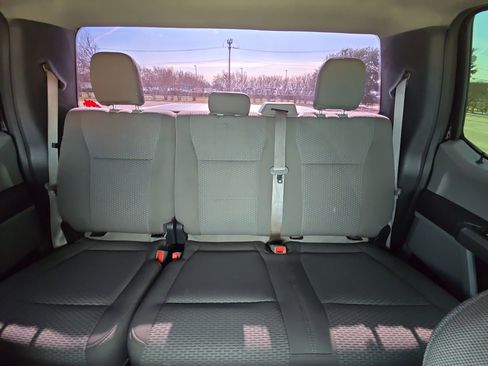 Used 2018 Ford F150 XLT image 19