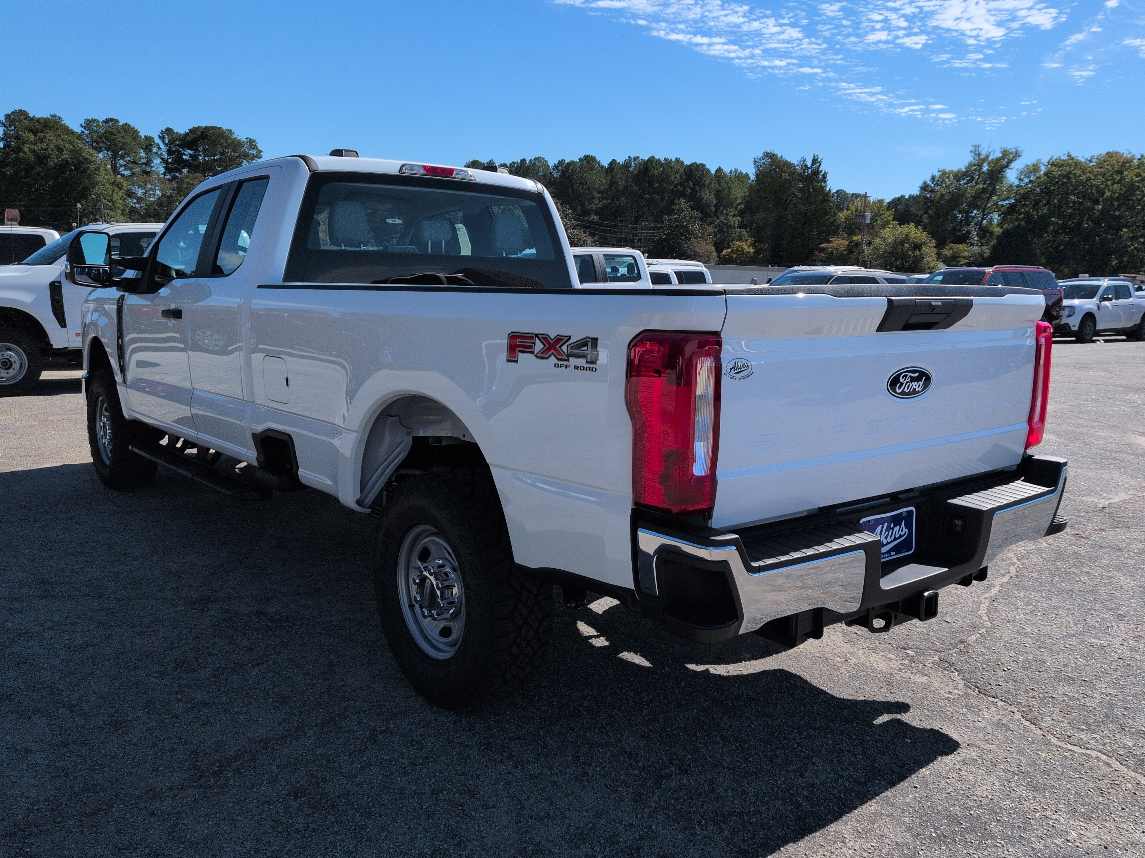 New 2027 Ford F250 XL w/ XL Off-Road 33" Tire Package AWD/4WD image 5