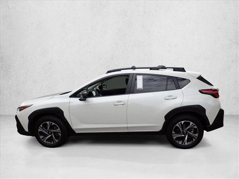 Used 2024 Subaru Crosstrek 2.0i Premium AWD/4WD image 2