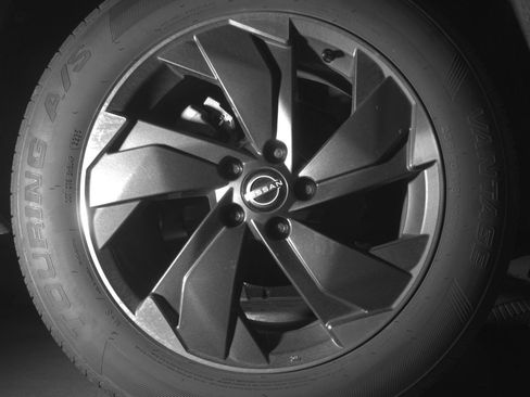 Used 2025 Nissan Rogue SV AWD/4WD image 15