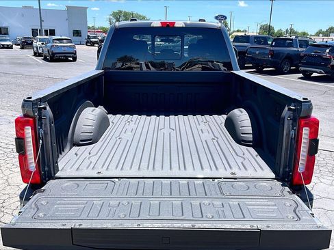 Used 2025 Ford F250 Lariat w/ Lariat Ultimate Package AWD/4WD image 19