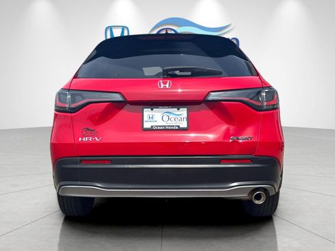Used 2024 Honda HR-V Sport image 4