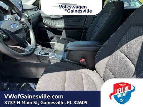Used 2025 Ford Escape Active FWD image 18