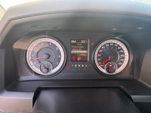 Used 2017 RAM 1500 Express AWD/4WD image 7