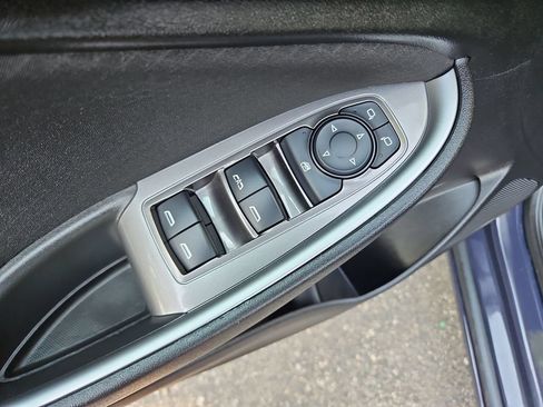 Used 2025 Chevrolet Malibu LT FWD image 24