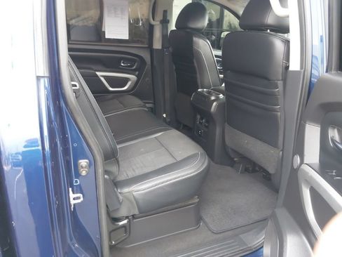 Used 2016 Nissan Titan PRO-4X AWD/4WD image 12