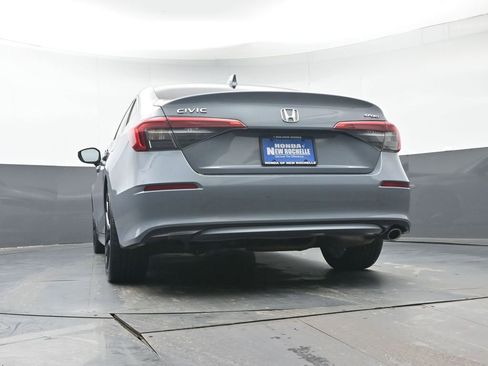 Used 2023 Honda Civic Sport image 32