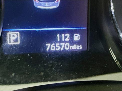 Used 2018 Nissan Rogue SV FWD image 18