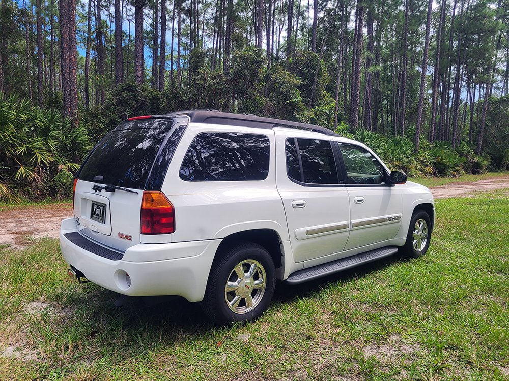 Used 2003 GMC Envoy XL SLT RWD image 4