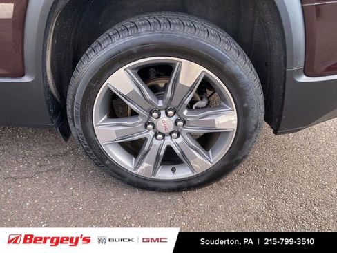 Used 2018 GMC Acadia SLT image 35