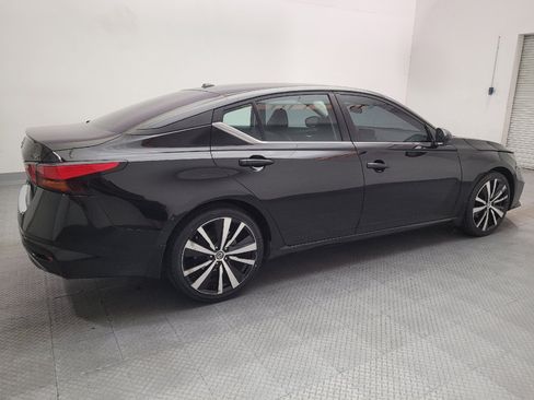 Used 2022 Nissan Altima 2.5 SR FWD image 10