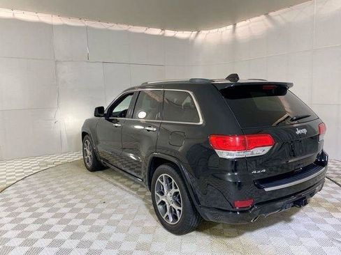 Used 2020 Jeep Grand Cherokee Overland AWD/4WD image 23