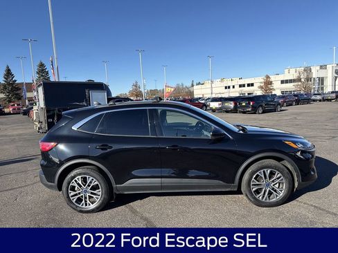 Used 2022 Ford Escape SEL image 6