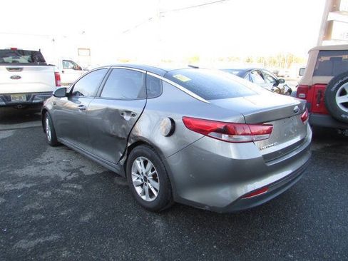 Used 2016 Kia Optima LX FWD image 2