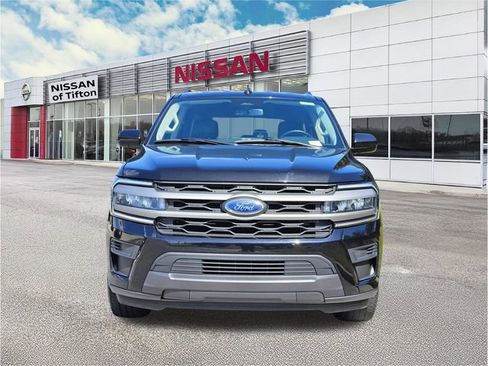Used 2024 Ford Expedition XLT image 2