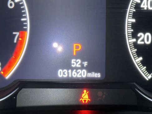 Used 2019 Honda Accord Touring image 24