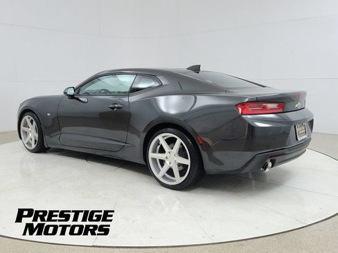 Used 2016 Chevrolet Camaro LT RWD image 5