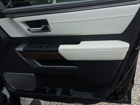 Used 2024 Toyota Sequoia Capstone image 21