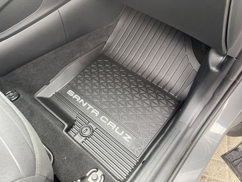 Used 2023 Hyundai Santa Cruz SEL Premium image 36