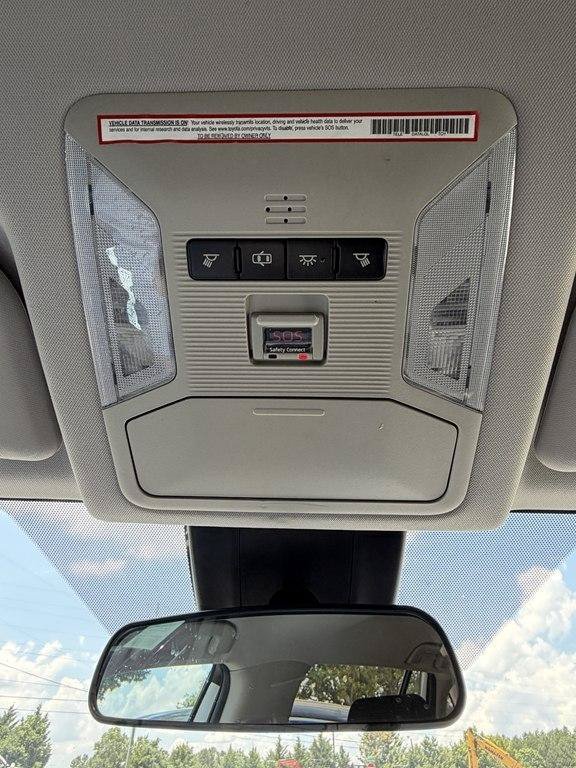 Used 2019 Toyota RAV4 LE FWD image 31