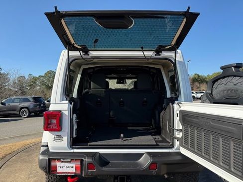New 2026 Jeep Wrangler Unlimited Rubicon w/ Safety Group image 32