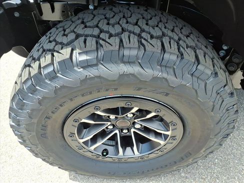 New 2026 Jeep Wrangler Unlimited Rubicon AWD/4WD image 10