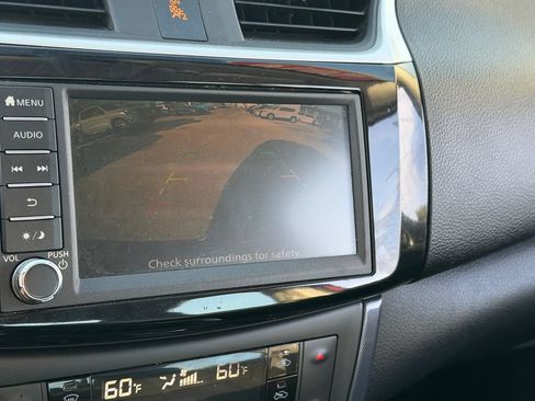 Used 2019 Nissan Sentra SR FWD image 25