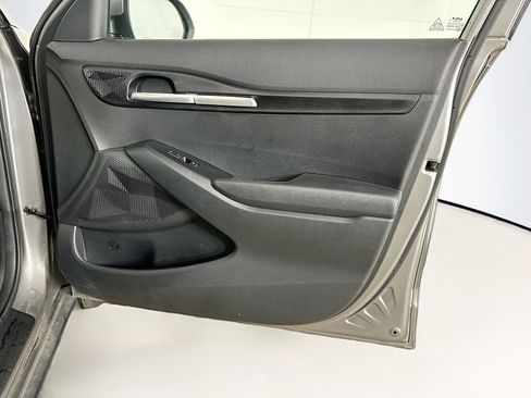 Used 2023 Kia Seltos LX image 29