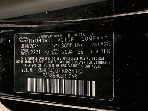 Used 2024 Hyundai Elantra SEL w/ Convenience Package image 32