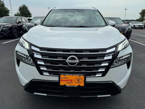 Used 2024 Nissan Rogue Platinum w/ Platinum Premium Package AWD/4WD image 9