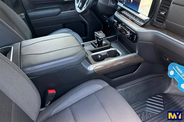 Certified 2026 Chevrolet Silverado 1500 LT AWD/4WD image 18