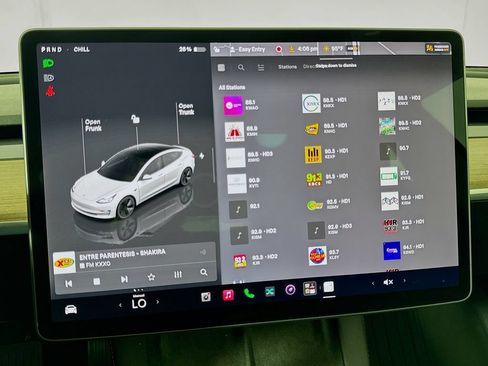 Used 2023 Tesla Model 3 Standard Range RWD image 11