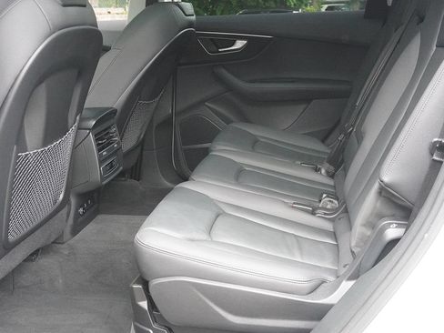 Used 2023 Audi Q7 3.0T Premium Plus AWD/4WD image 39