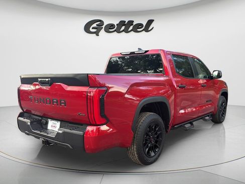 Used 2024 Toyota Tundra SR5 w/ SR5 Convenience Package RWD image 5