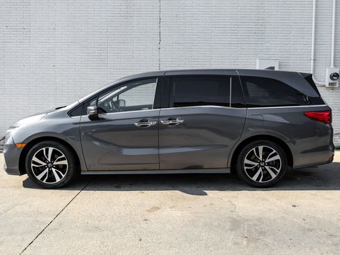 Used 2019 Honda Odyssey Elite image 11