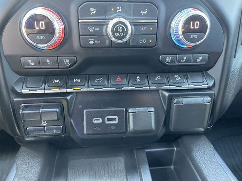Used 2022 GMC Sierra 1500 AT4 w/ AT4 Premium Package image 36
