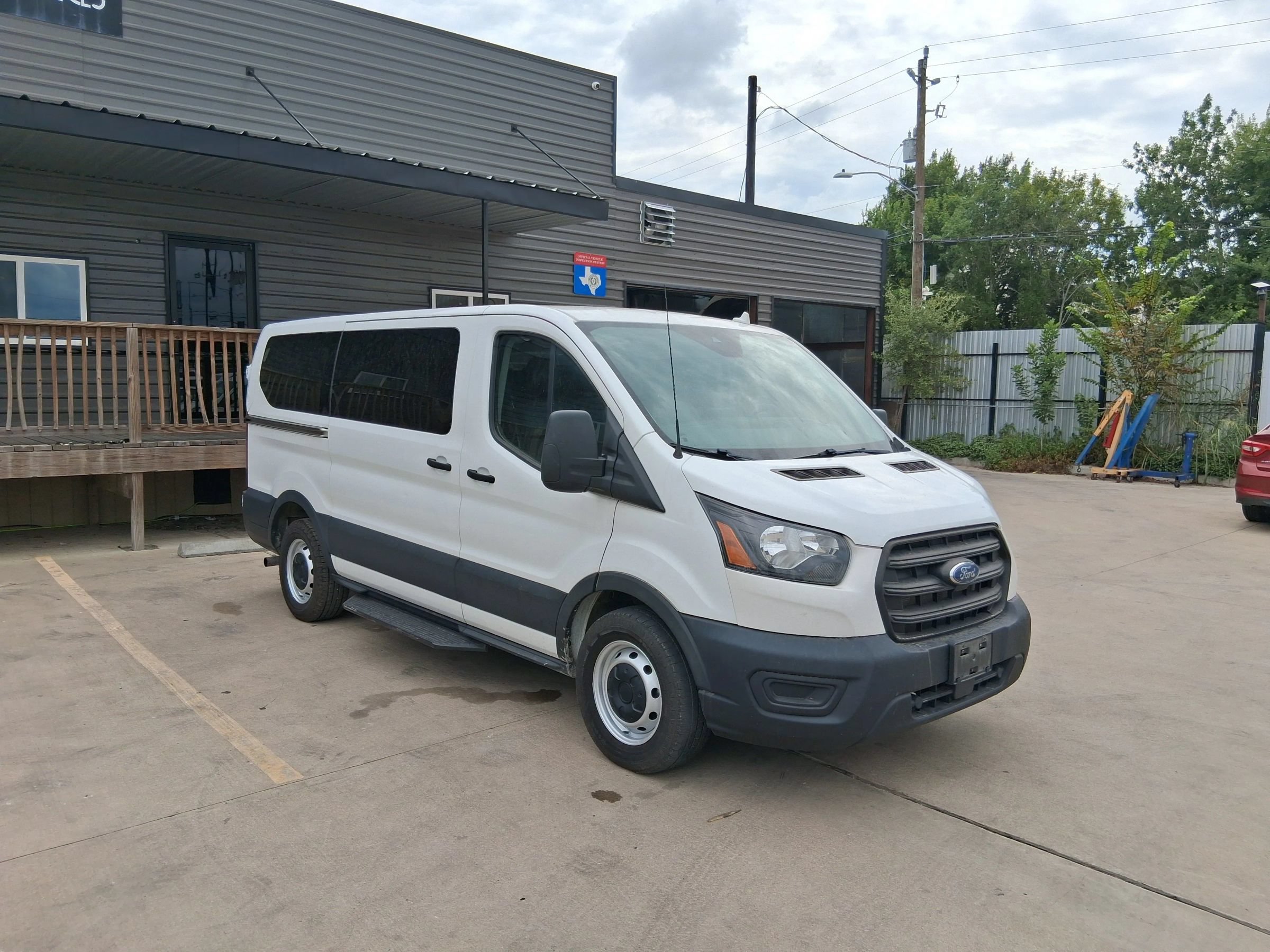 Used 2020 Ford Transit 150 XL RWD image 11